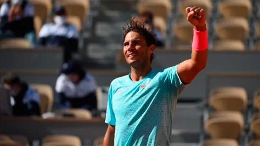 Nadal, un torbellino en medio del vendaval. (Foto: @RolandGarros)