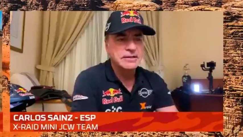 Carlos Sainz defiende su título en Arabia Saudí. (Foto: @dakar)