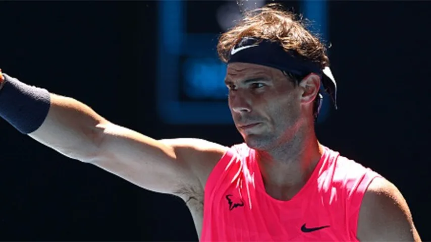 Rafa comenzó su carrera por el vigésimo grand slam. (Foto: @AustralianOpen)