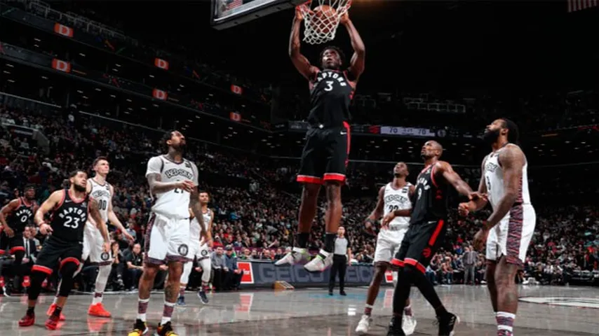 Los Raptors, con un gran Ibaka, se impusieron a los Nets. (Foto: @Raptors)