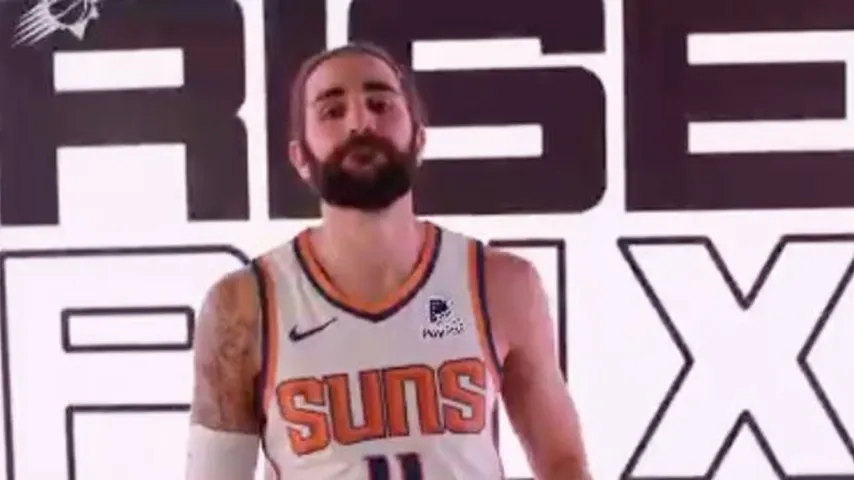 Ricky Rubio rozó el doble-doble. (Foto: @suns)