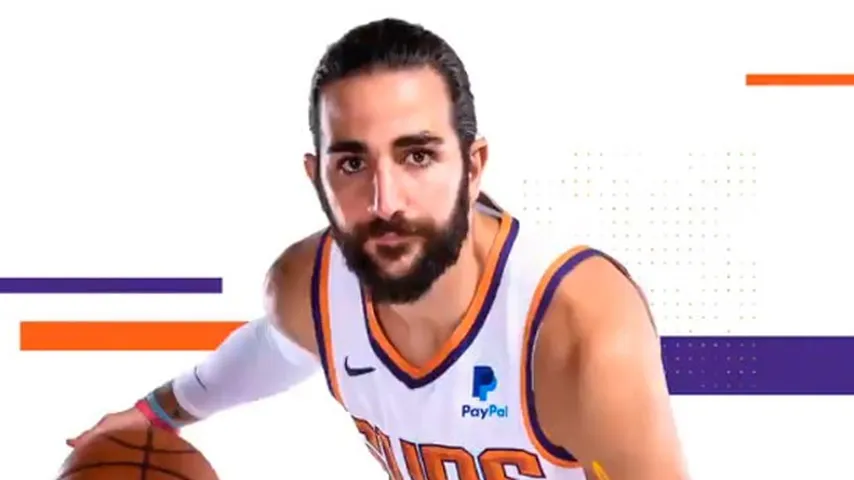 El doble-doble de Ricky Rubio no impidió la derrota de los suyos. (Foto: @Suns)