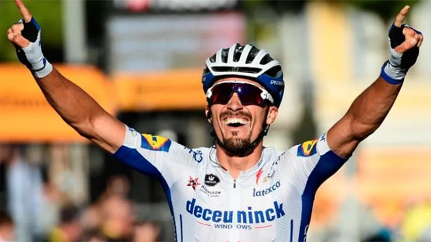 El francés Julian Alaphilippe se apuntó la segunda etapa y el liderato . (Foto: @LeTour)