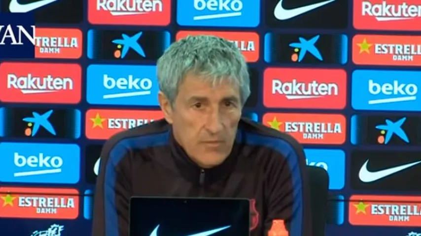 Quique Setién durante la rueda de prensa con muchos temas candentes.  (Foto: captura YouTube)